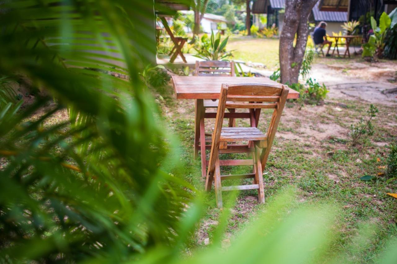 Cashewnut Tree Resort Koh Lanta Exterior photo