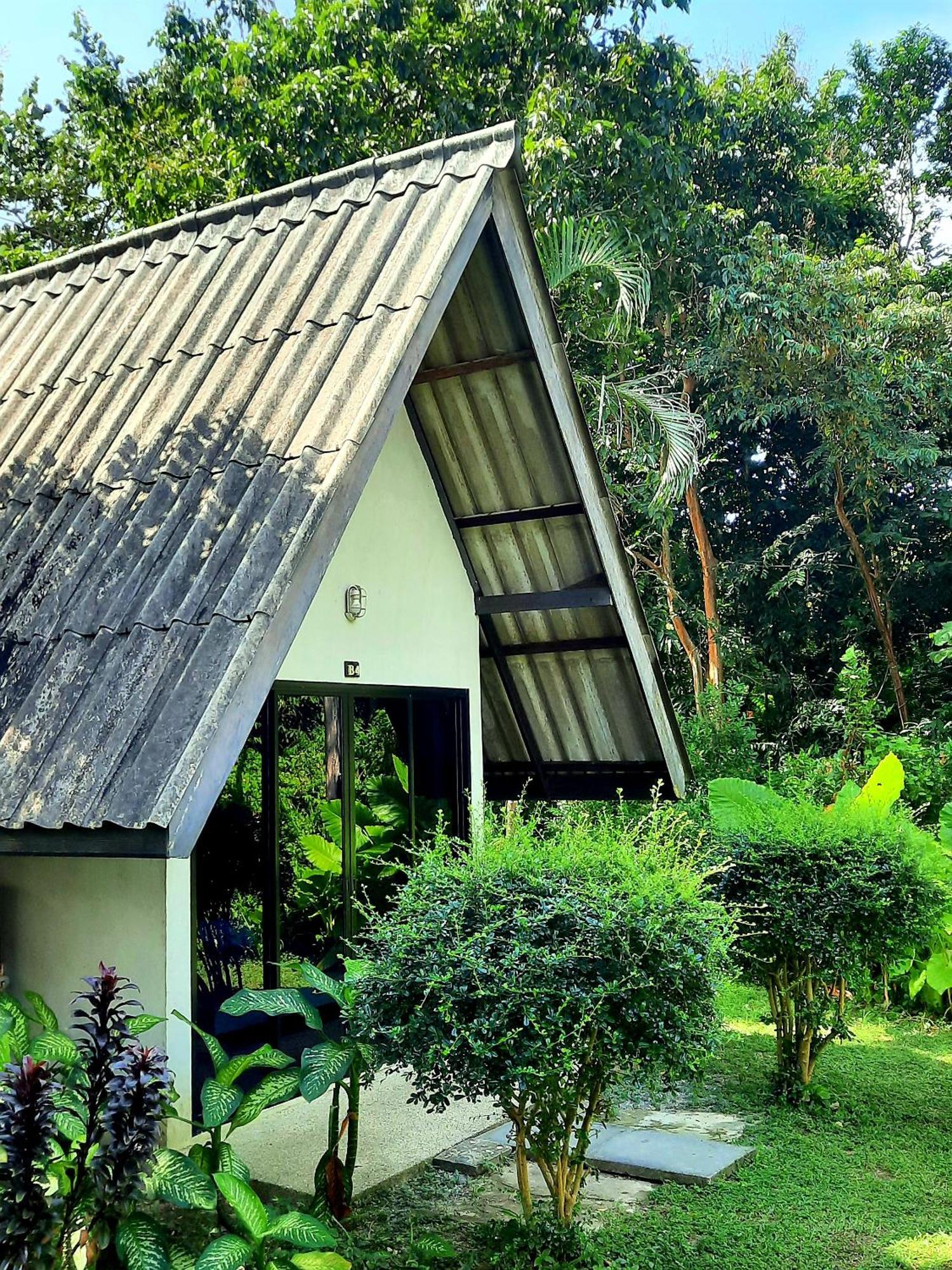 Cashewnut Tree Resort Koh Lanta Exterior photo