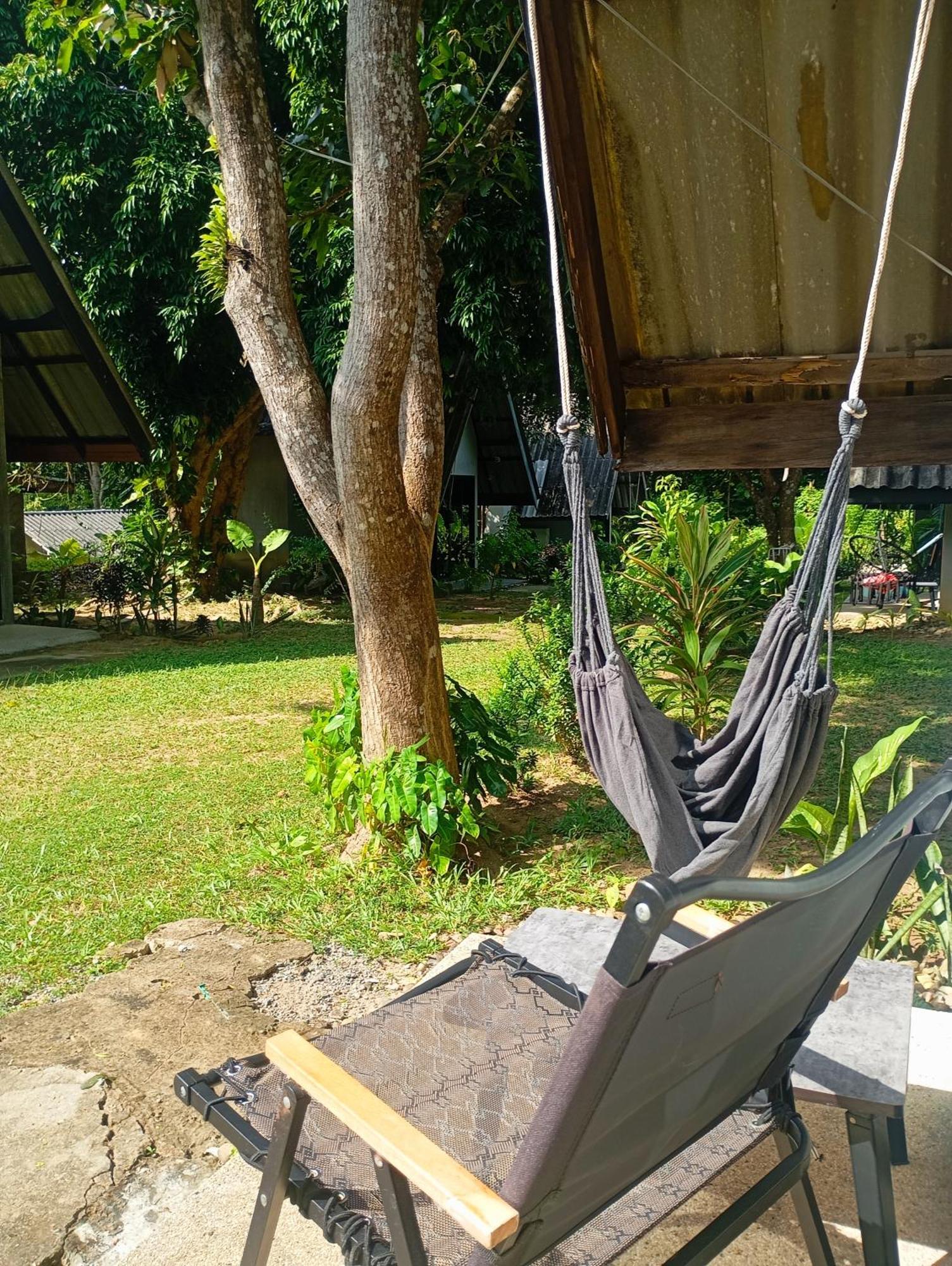 Cashewnut Tree Resort Koh Lanta Exterior photo